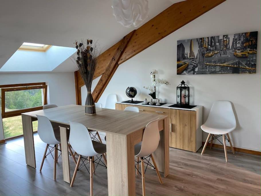 Appartement Lumineux Avec Vue Sur Les Montagnes Морб'є Екстер'єр фото